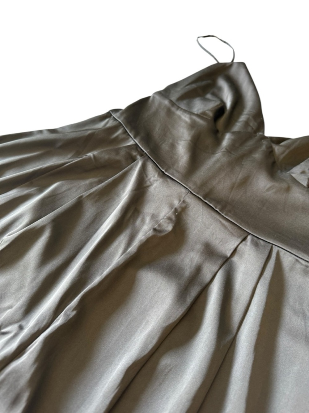 New Abercrombie & Fitch Jumpsuit Plunge Satin Black Size Medium $120 Dressy - Picture 3 of 10